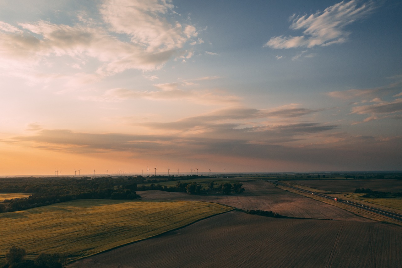 Balancing Sustainable Living with Green Energy Solutions